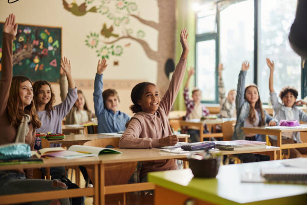 niños en una escuela